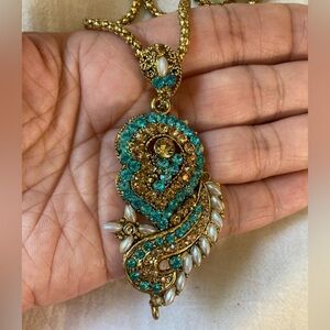 Paisley Jeweled‎ Pendant Necklace Bollywood Blue Stones Faux Pearls